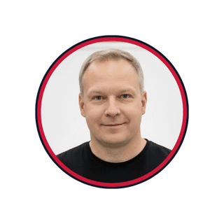 Michał StefaniakEkspert strategii i komunikacji wizualnej dla firm i przedsiębiorców